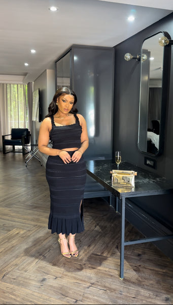 Black crochet set
