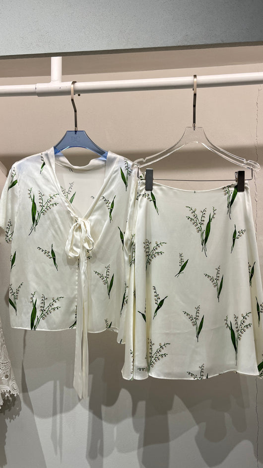 Floral silk set