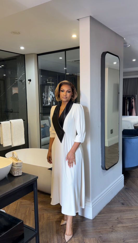Stoney Longsleeve v neck dress