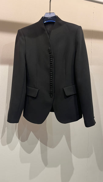 Black v neck blazer