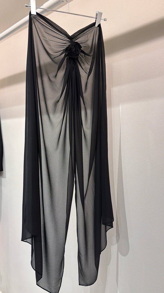 Black shawl