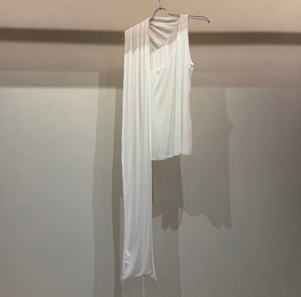 White shawl T-shirt