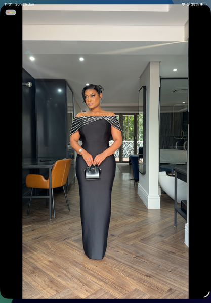 Off shoulder bandage dress(new stock)