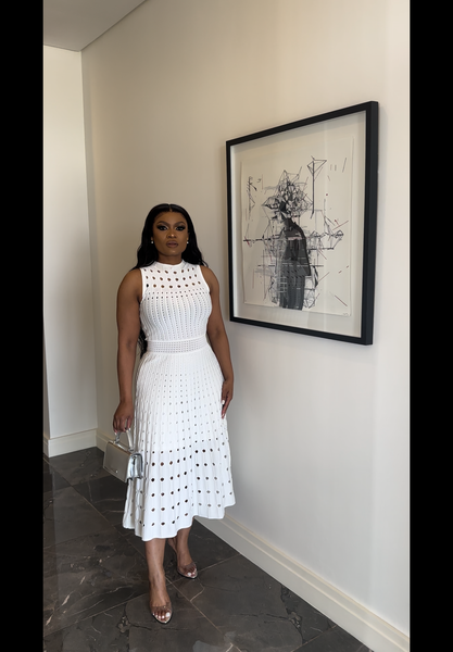 White sleeveless cutout preppy