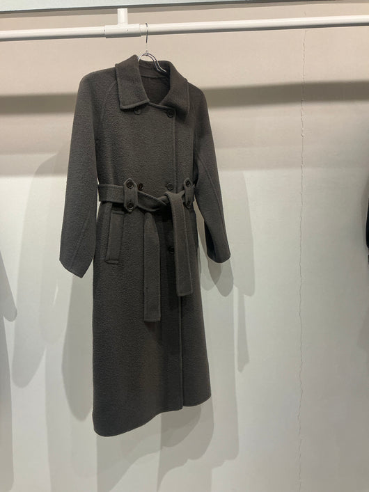 Roman Coat