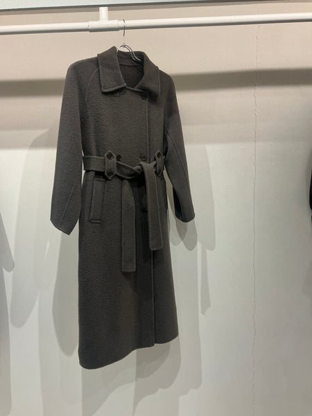 Roman Coat